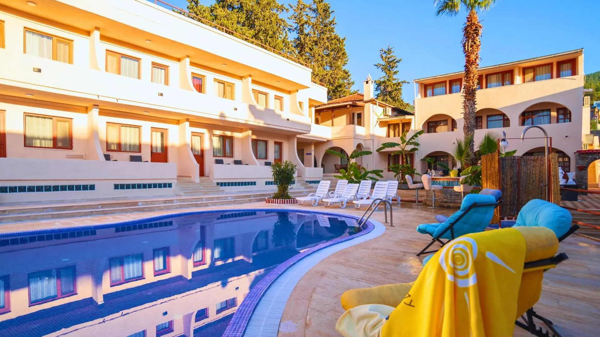 Club Aquarium Hotel & Spa Güvercinlik